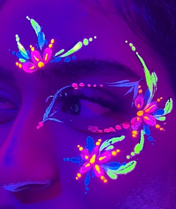 UV and neon face painting design